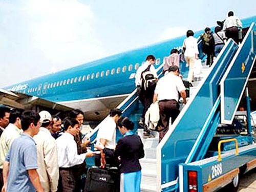 Nghiêm cấm hành khách mang mọi vật dụng có thể làm hung khí lên máy bay - Ảnh minh hoạ